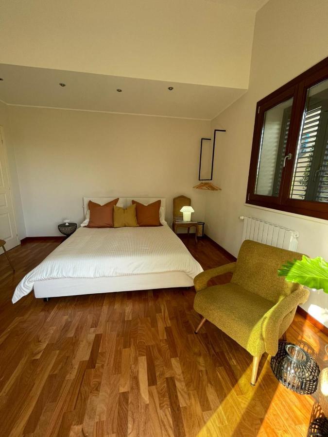 The Room Syracuse Extérieur photo